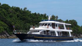 MV-Mermaid-Scuba-diving-Phuket-day-trip-slider-12